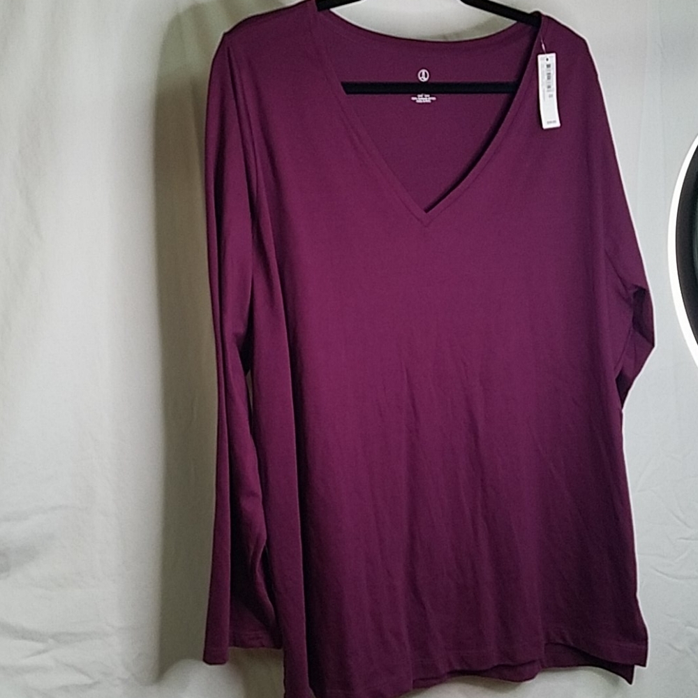 Lands End wineberry long sleeve v neck top
